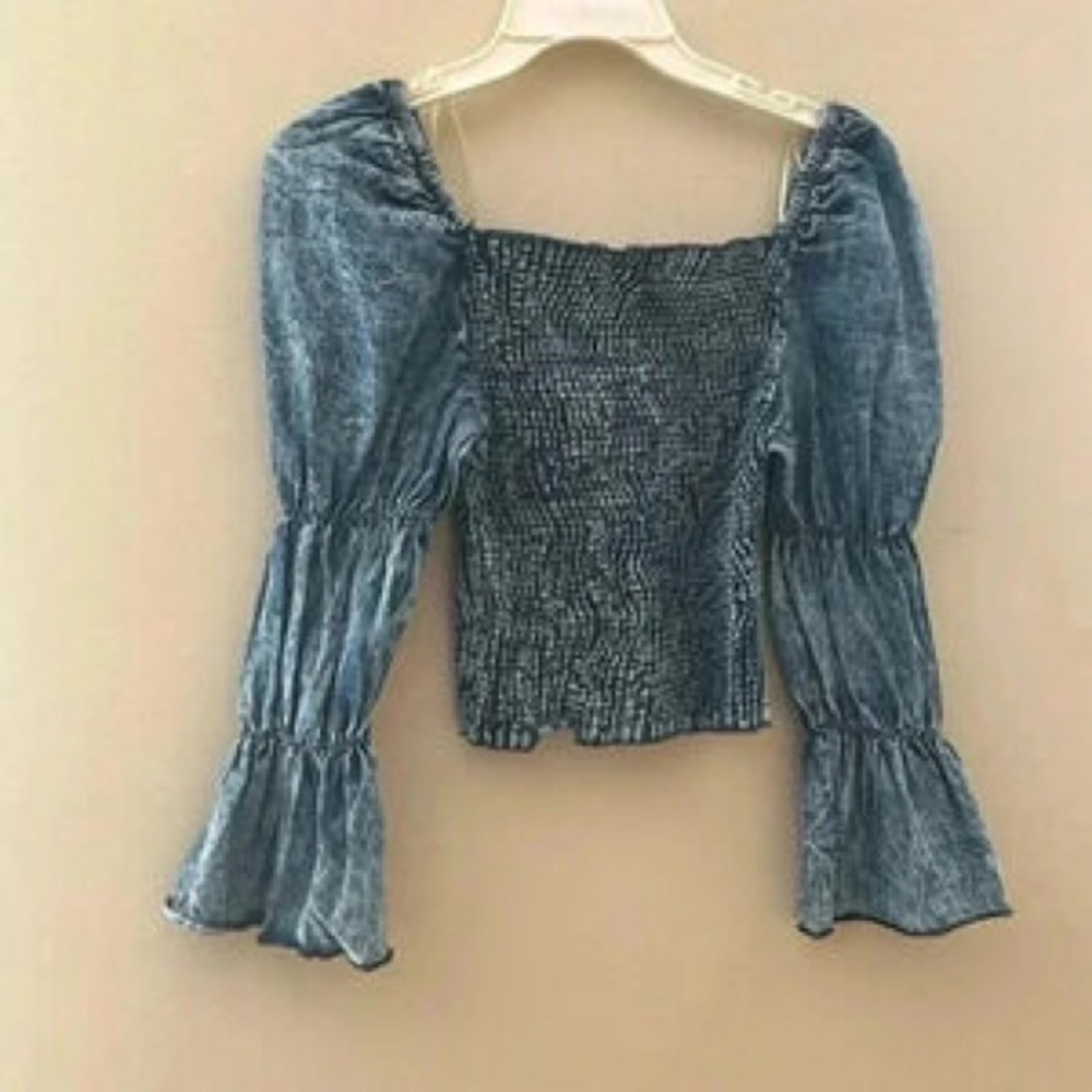 Blue Crinkled Smocked Puff-Sleeve Top